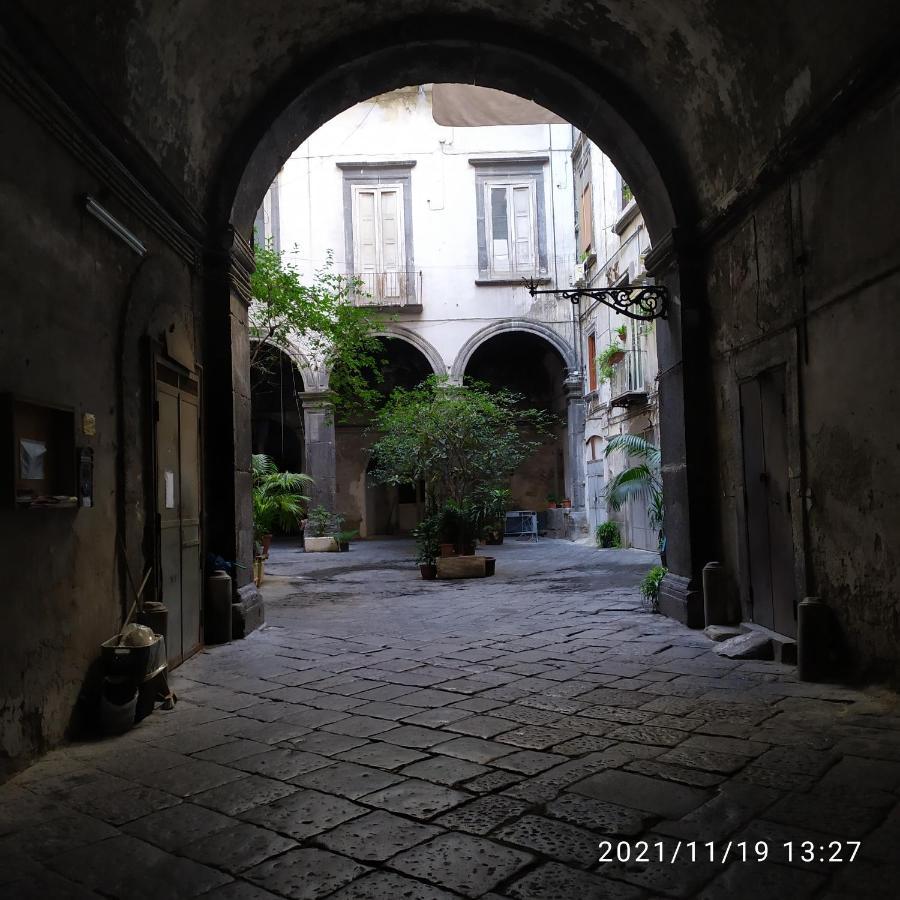 נאפולי Il Castello Apartment מראה חיצוני תמונה