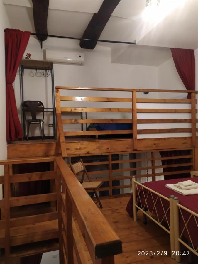נאפולי Il Castello Apartment מראה חיצוני תמונה