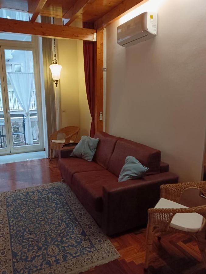 נאפולי Il Castello Apartment מראה חיצוני תמונה